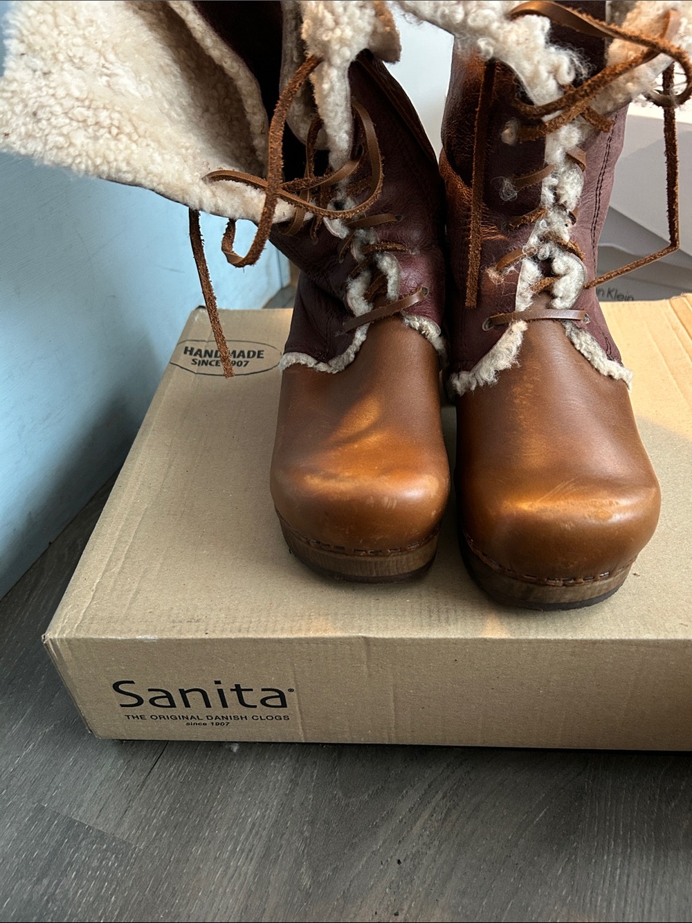 RARE Sanita Brown Leather Shearling Lace-Up Clog Boots